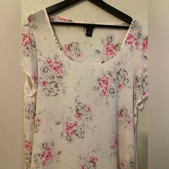 Coquette Torrid 1 Dainty Floral AOP Blouse XL Cottage Boho Fairy Delicate - Picture 3 of 8